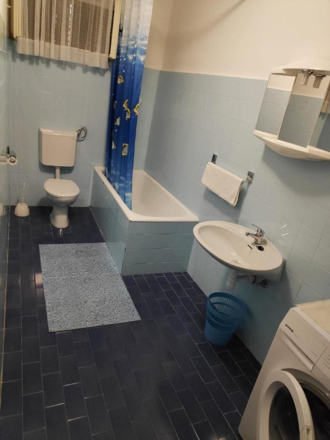 Apartman Rivana Baška Voda Exteriör bild